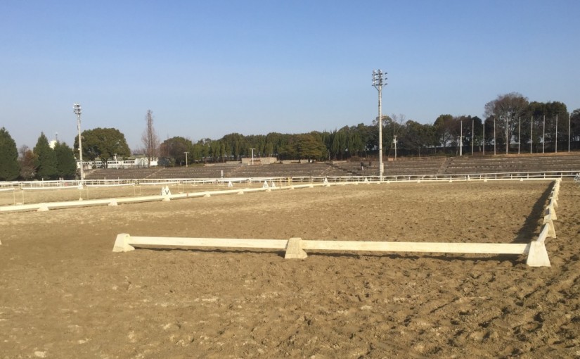乗馬クラブで馬場ラチを設営しました(大阪府大阪市/鶴見緑地乗馬苑)