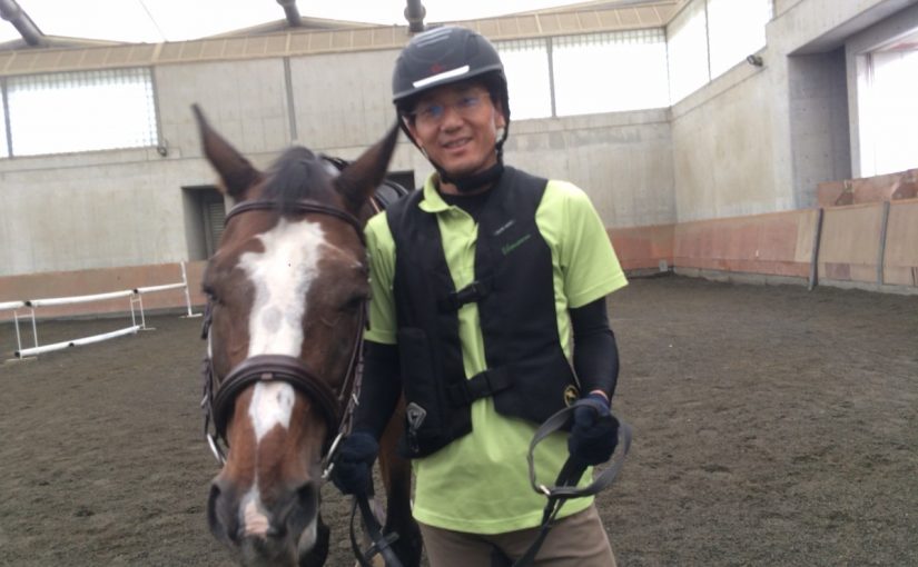 乗馬クラブのエンジョイコースをエンジョイ♪（守口市/鶴見緑地乗馬苑）