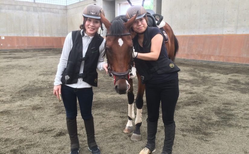 乗馬クラブの乗馬体験で馬との距離がぐっと縮まりました（大阪市/鶴見緑地乗馬苑）